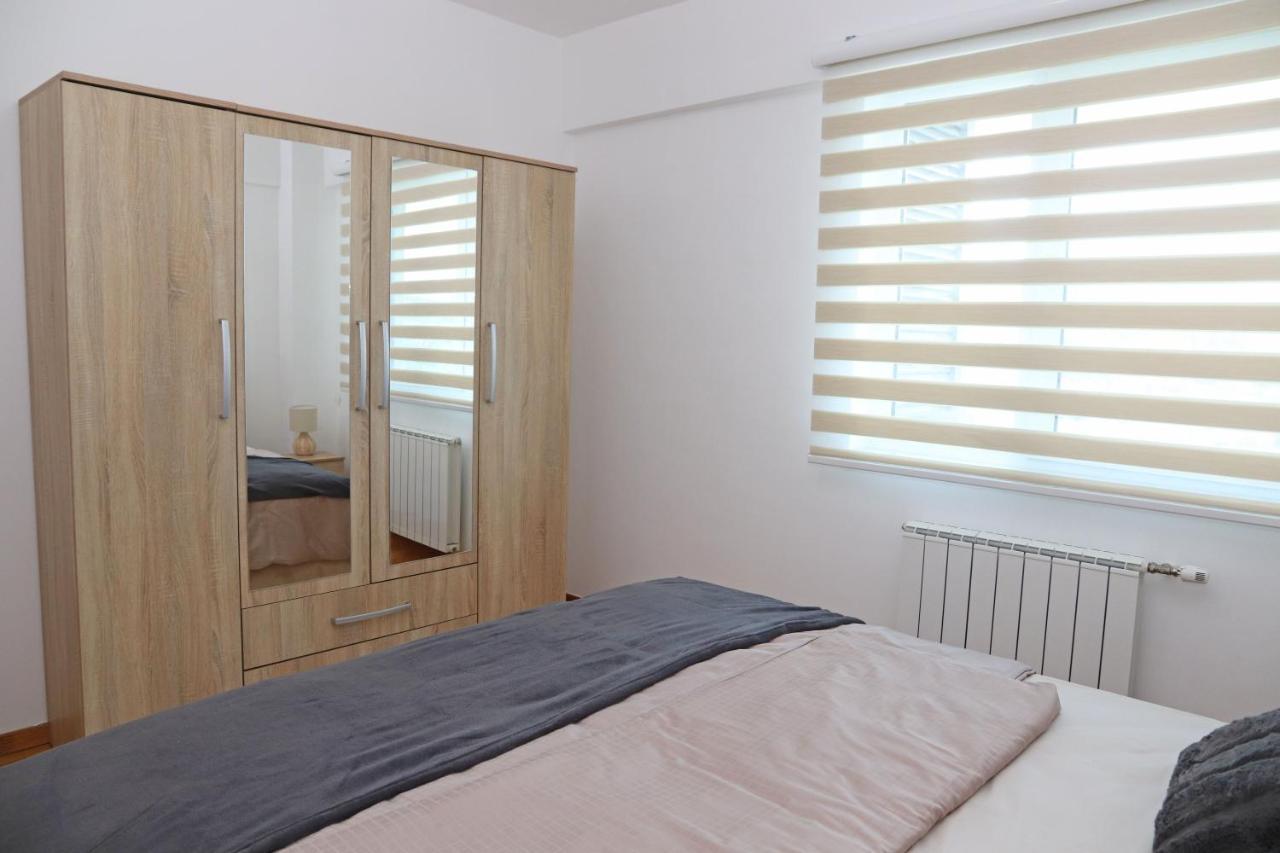 Apartment Cecovic - Mellain Тузла Екстер'єр фото
